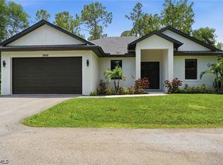 3692 8th Ave SE, Naples, FL 34117