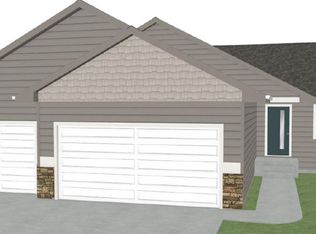 1506 W 26th St, Yankton, SD 57078