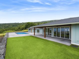 83-1017 Kahauloa Pl, Captain Cook, HI 96704