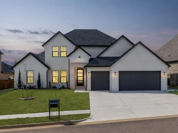 3825 Stone Hill Ln, Edmond, OK 73034