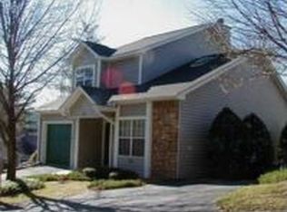 303 Laurel Park Pl, Hendersonville, NC 28791