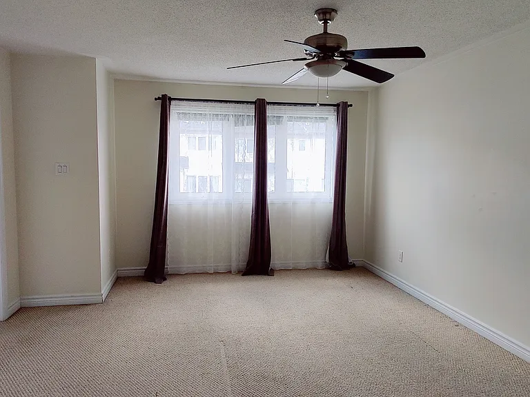 104 Brady Ave — Photo 7