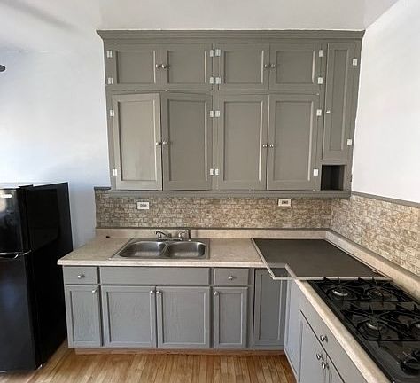 2nd image of 1303 Elmwood Ave #1