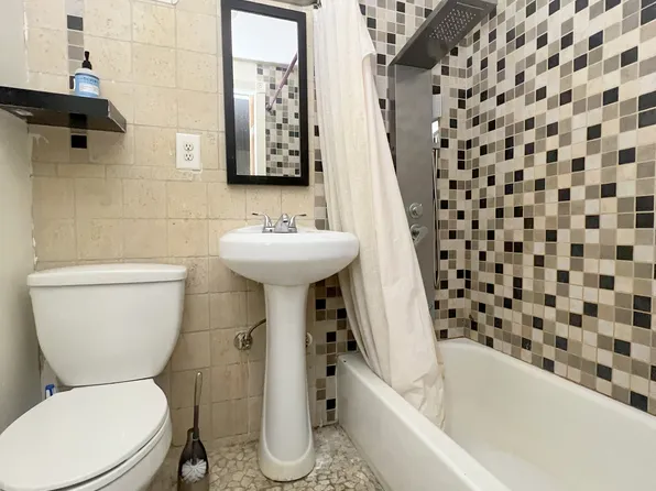 126 Lexington Avenue image 6 of 6