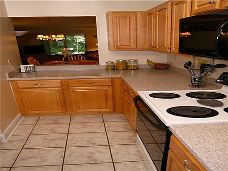 Parkview Commons Apartments, LLC — Photo 11