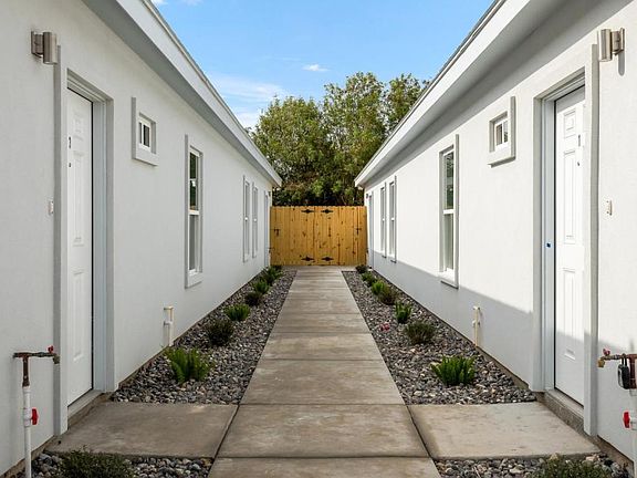 2nd image of 1301 Country Club Dr APT 2