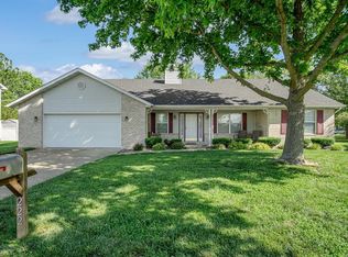 222 Jo Mar Ave, Smithton, IL 62285