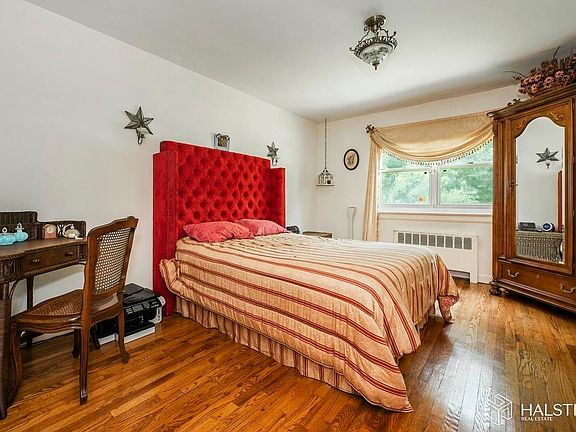5th image of 226-22 Kingsbury Ave #A