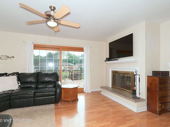 3rd image of 8239 Northway Dr