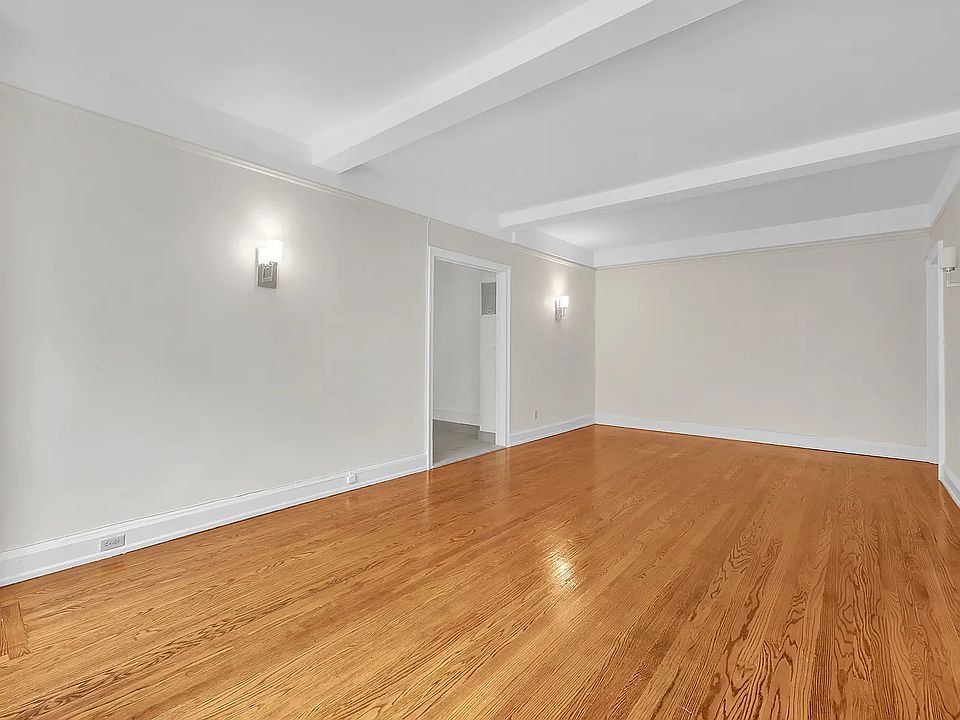 1st image of 175 W 76th St #3C0
