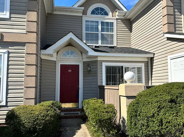 209 Queens Xing, Williamsburg, VA 23185