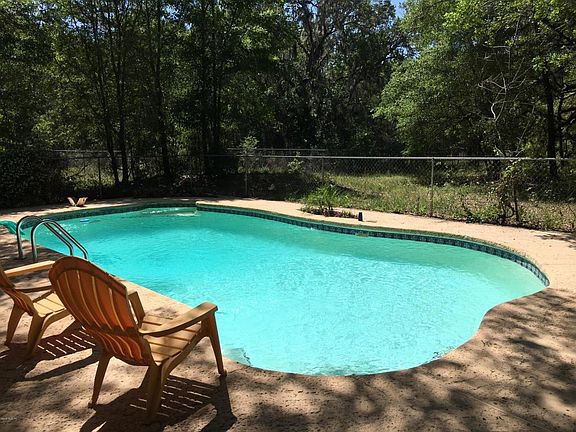 3rd image of 14240 NW Highway 464b