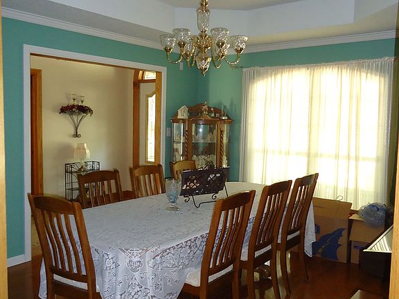 3rd image of 212 Ed Haven Dr
