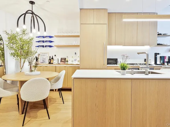 98 Front Street #9J, Brooklyn, NY 11201