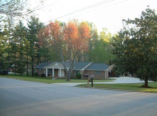 318 Northside Dr, Lexington, NC 27295