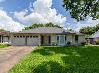 13538 Brook Hollow Dr, Sugar Land, TX 77498