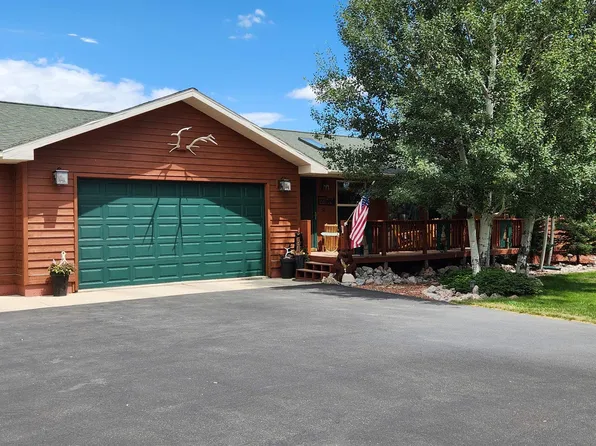 121 S Chugwater Dr, Cody, WY 82414