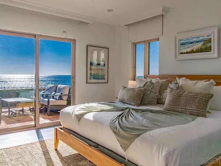 6529 Neptune Pl — Photo 3