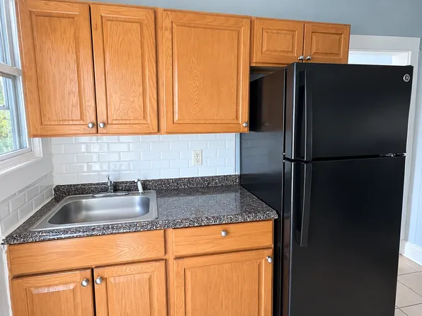 702 Kensington Ave #C, Plainfield, NJ 07060