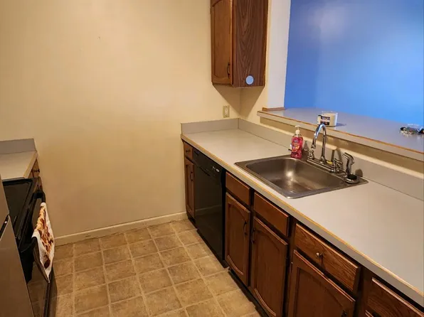 209 Judd Square #209, Wallingford, CT 06492