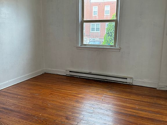 4th image of 3017 Tyson Ave Floor 1