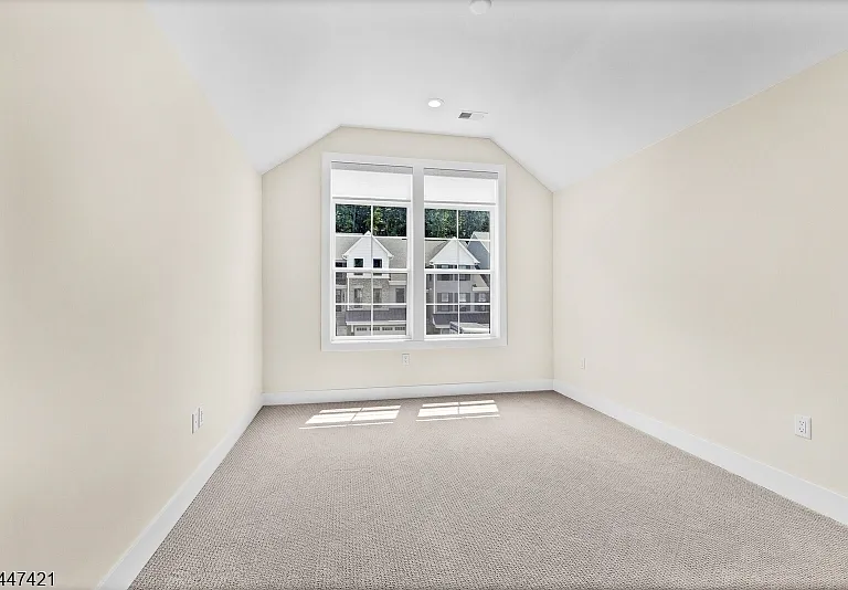 106 Swenson St — Photo 28