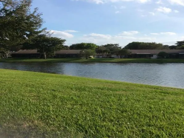 8798 Windrow Way, Boca Raton, FL 33496