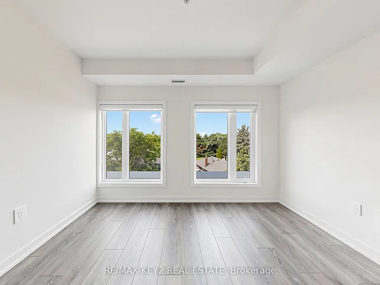 1670 Victoria Park Ave #213 — Photo 7