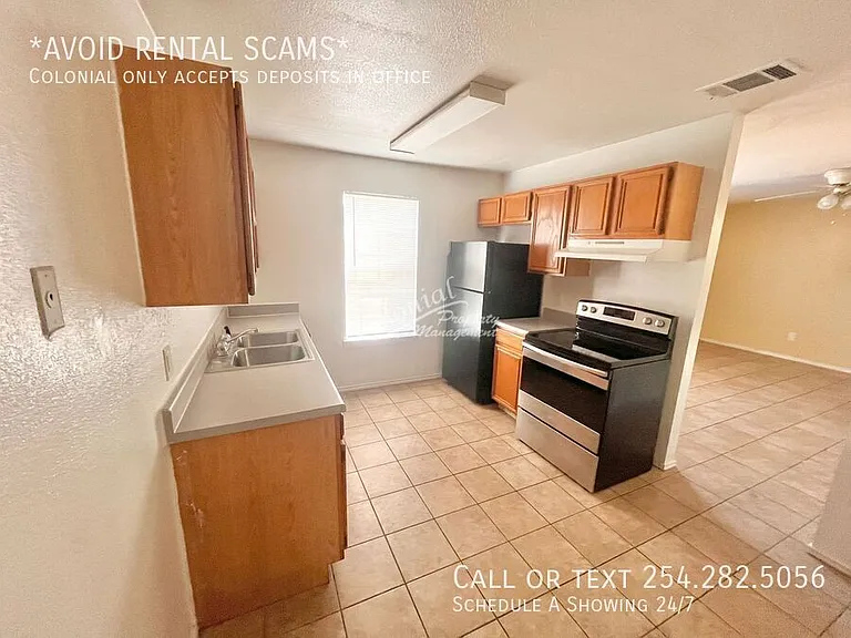 1703 Benttree Dr #B — Photo 6