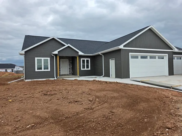 N9266 Homestead Ln, Appleton, WI 54915