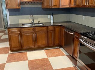 6 High St, New Windsor, NY 12553