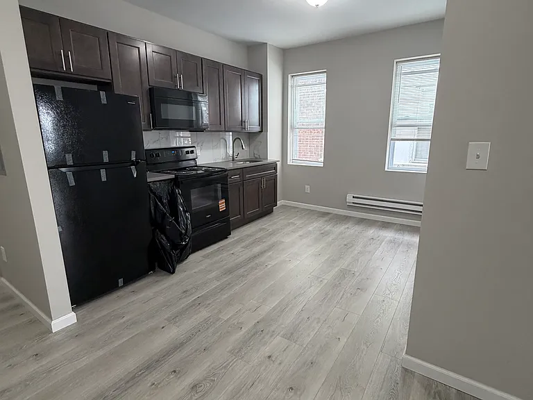 537 W Olney Ave #2 — Photo 3