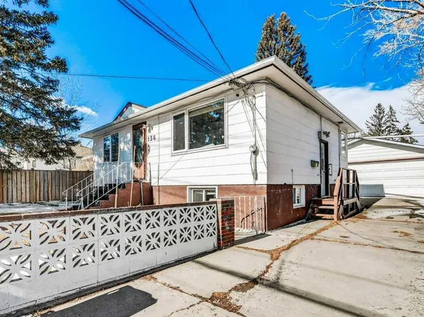 136 S 32nd Ave NE, Calgary, AB T2E 2G5