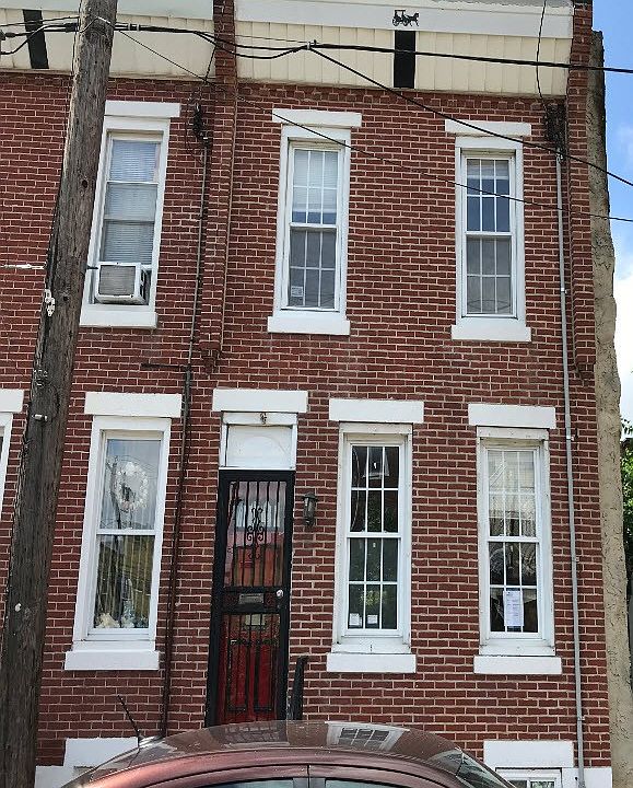 1st image of 370 Cantrell St