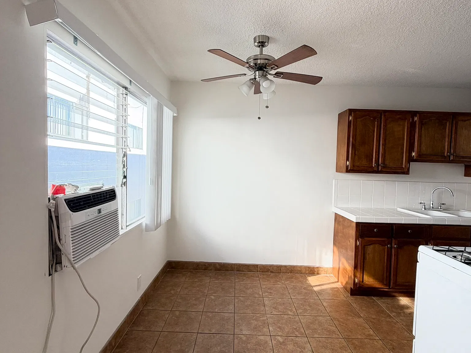 1 bed, 650 sqft, $2,095 — Photo 2