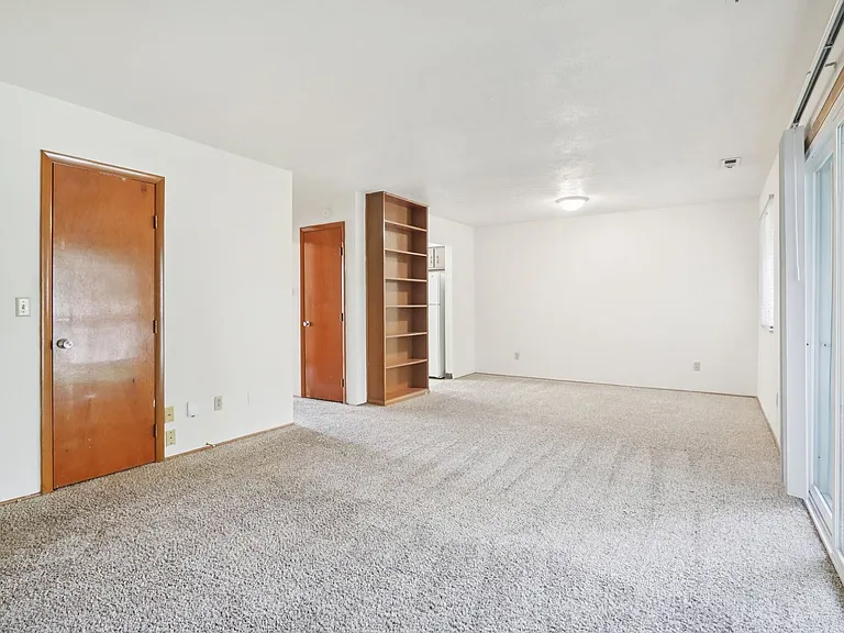 Fountain Park Apartments | Specials Available — Photo 37