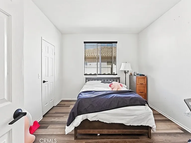 1851 Riviera Ave — Photo 12