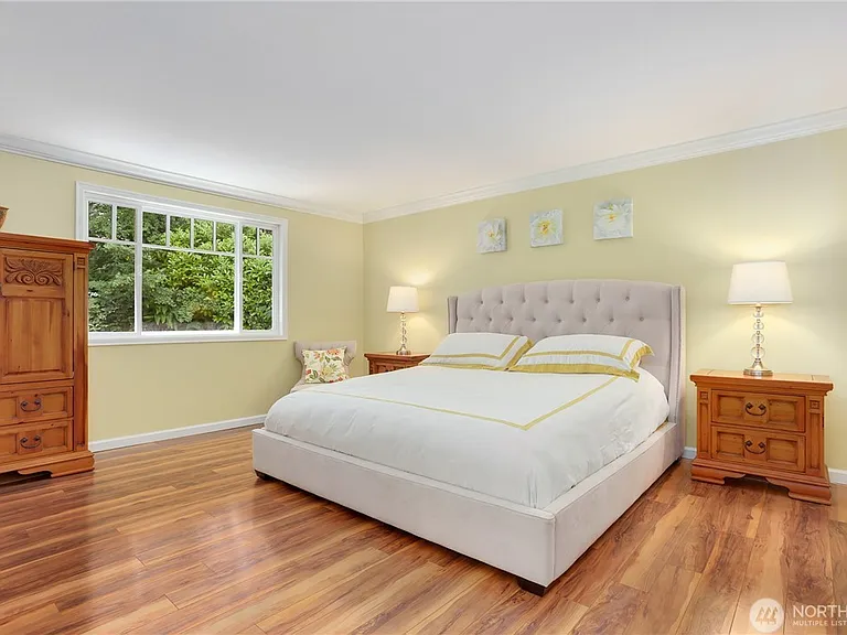 18829 SE 46th Way — Photo 11