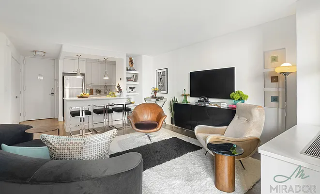 Rented by Mirador Real Estate | media 1