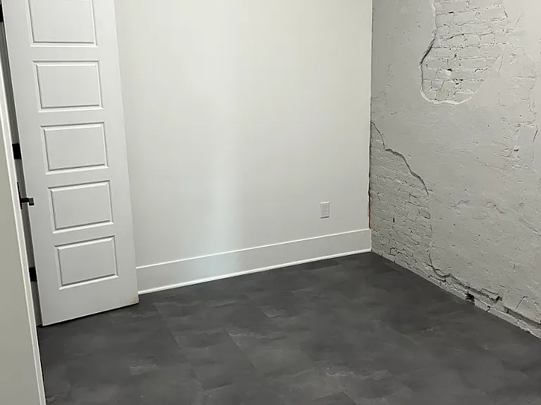 145-145 E Main St #147-300 — Photo 7