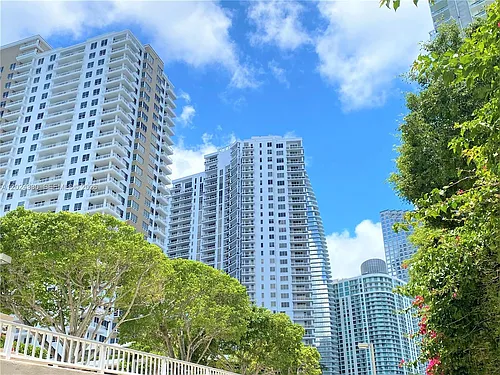 901 Brickell Key Blvd Photo 1