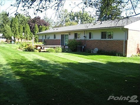 3rd image of 1263 Winchcombe Dr