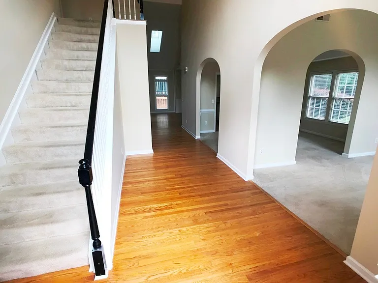 377 Fairbrook Cir NE — Photo 3