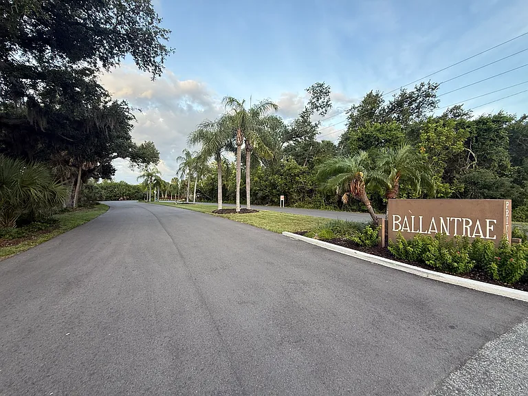 3689 Gleneagle Dr #14B — Photo 28