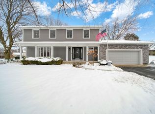 520 Meadowbrook Dr, Adrian, MI 49221