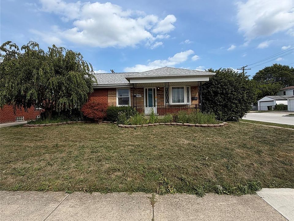 28302 Edward St, photo 2