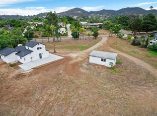 1110 Beverly Dr, Vista, CA 92084