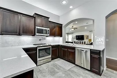 808 Bryce Canyon Dr — Photo 3