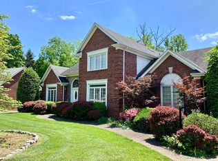 10406 Sterling Springs Rd, Louisville, KY 40223