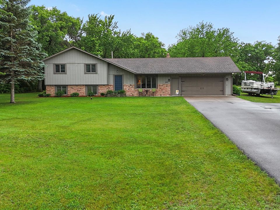 1st image of 813 N Birch St